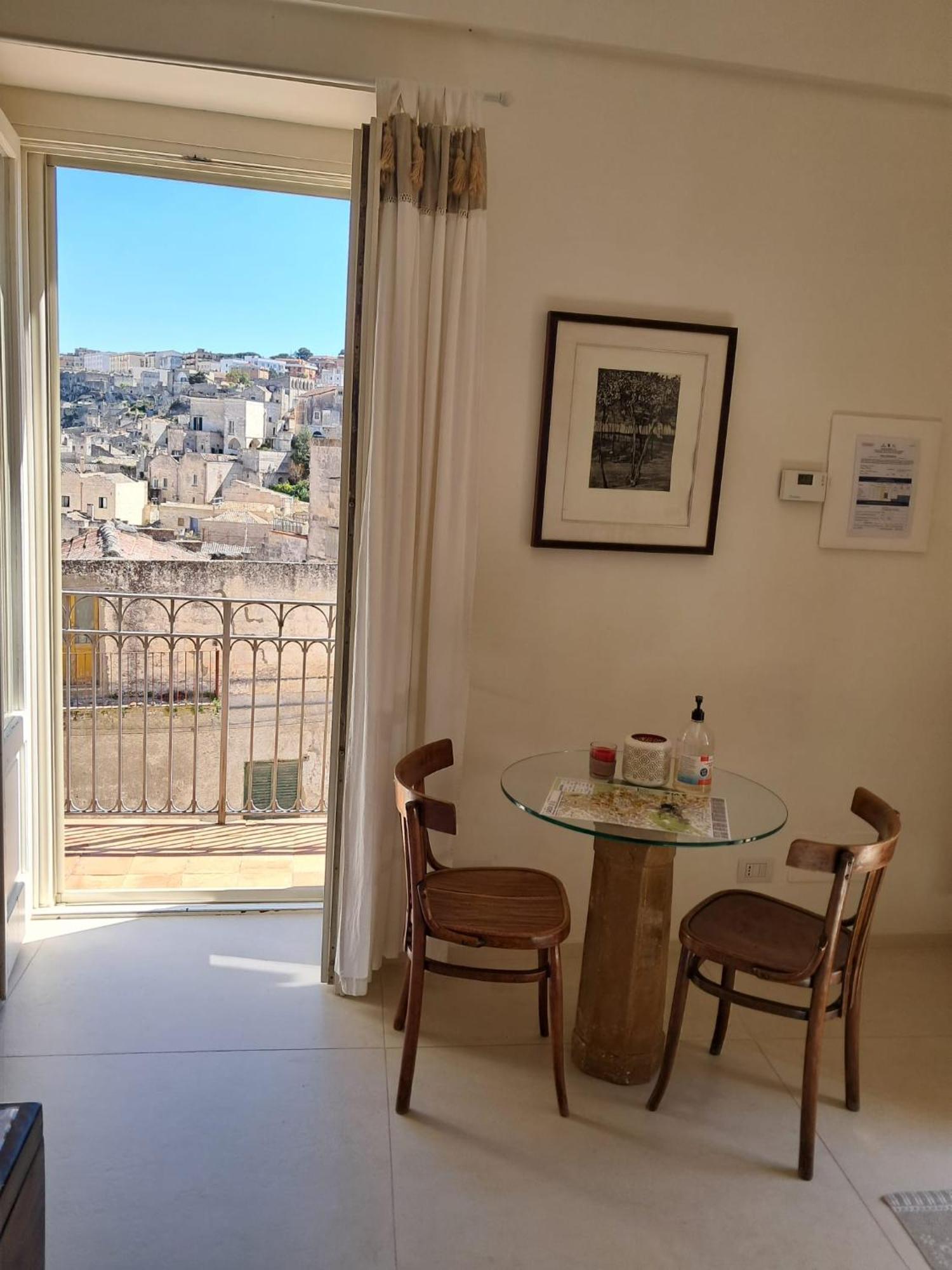 Le Tre Vie Apartment & Room Матера Екстериор снимка